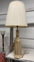 Cream Ceramic Floral Pattern Lamp