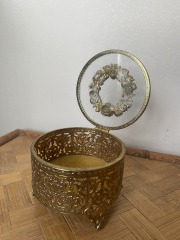 Vtg Ormolu Footed Jewelry
