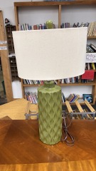 Green Wavy Pattern Lamp