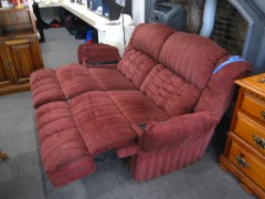 Double Rocker\/Recliner Love Seat