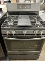GE profile Smart Self CLean Gas Range