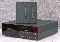 Meridian 207 Professional compact disc player with 209 Remote control