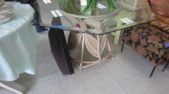 Glass Top Octagonal Table w\/Pads