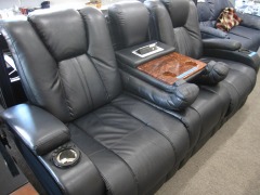 Electric Lounge. VERY Comfy. Lots Of Extras.