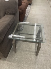 Metal\/Glass End Table