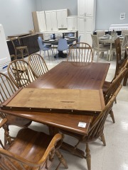 Maple 8 Chair 2 Leaf Dining Set