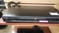 Toshiba DVD Player (No Remote)