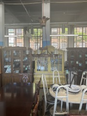 Gothic-Style Fixture