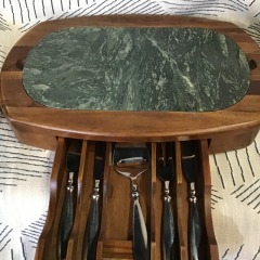 VINTAGE HAMPTON HOME MARBLE CHEESE CUTTING BOARD W\/DRAWER & 5-PIECE CUTLERY SET