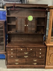 Hutch\/ Armoire