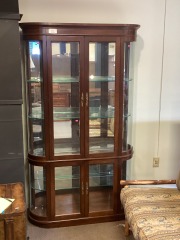 Hutch\/ Armoire