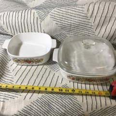 Vtg Corning Ware La Marjolaine & L Elchalote, 1 Lid. ABB 8x8x1 3\/4 & A2B 2QT.