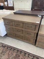 5 Drawer Modern Dresser
