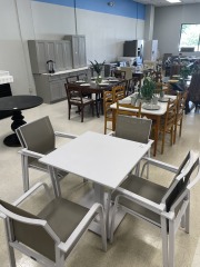 Outdoor Table 6 chairs
