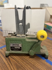 VINTAGE FLOWER PICK MACHINE