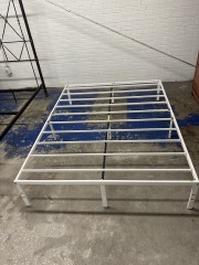 White Metal Platform Queen Bed Frame