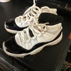 Air Jordan 11 Retro Gratitude White Black (GS) 378038-170 Youth Size 5.5 Y