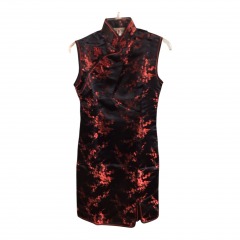 Double Peach brand garment is a size Large and features a red and black design