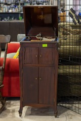 Victrola Victor Talking Machine