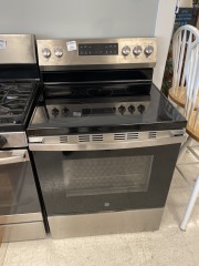 GE Glasstop Stove