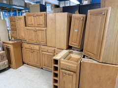18 PC KITCHEN CABINET SET