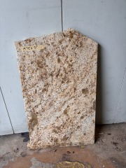 Tuscan Dune Granite Slab 19 1\/2\