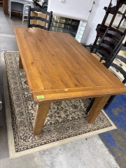 Solid Wood Dining Table Wood Grain