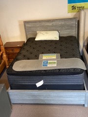 Queen Bed