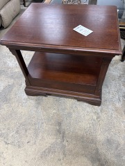 One Drawer Traditional End Table