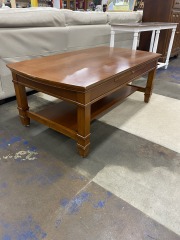 Coffee Table with Pull-Out Trays