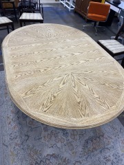 Farmhouse Clawfoot Pedestal Dining Table