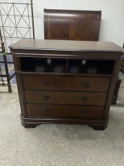 New Sheridan Media Chest
