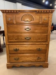 Online: D-Oak Dresser 4 Drawers