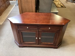 Corner Table