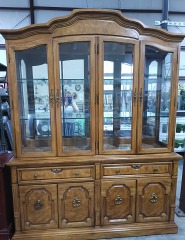 China cabinet 3343