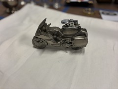 PENGUIN BMW MOTORCYCLE TABLE LIGHTER