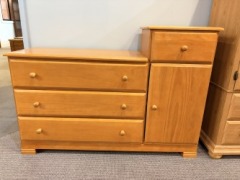 Online: D-Dresser w\/4 drawers and cupboard