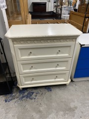 White Simply Shabby Chic Dresser