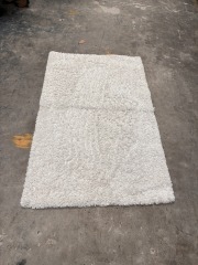 5x3 white Shag Rug