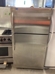 Fridge + Freezer