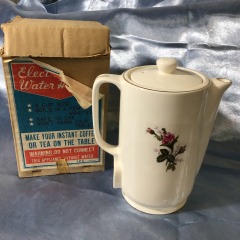 Vintage electric water warmer teapot made in Japan