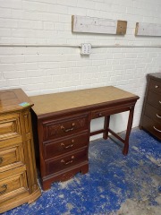 Cherry Finish Writing Desk w\/ 4 Drawers
