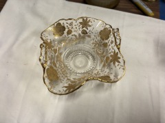 CAMBRIDGE GLASS STYLE WILDFLOWER PATTERN