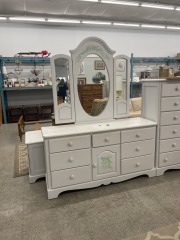 Off White 7 Drawer Dresser
