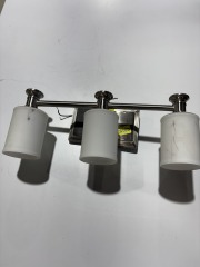 Triple Sconce\/Metal