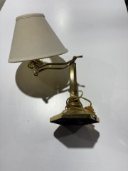 Single Light Fixture