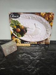 Turkey Serving Platter&Turkey Salt &Pepper Shaker Set.