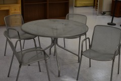 EMU Cambi Outdoor Dining Set
