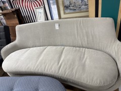 Vesta Moderna Curved Sofa