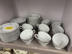 Style House Picardy Fine China (Set of 55)